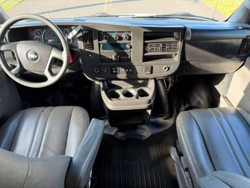 2018 Chevrolet Express 2500