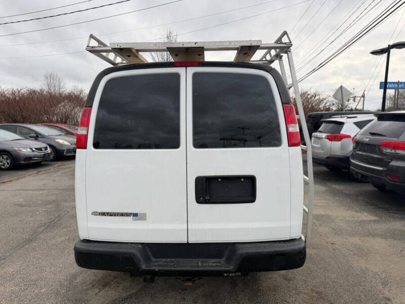 2020 Chevrolet Express 2500