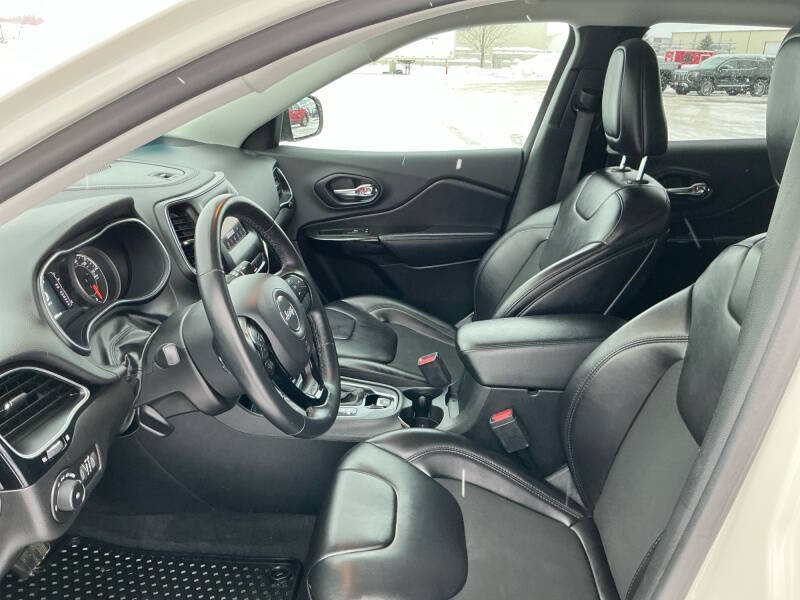 2019 Jeep Cherokee Altitude