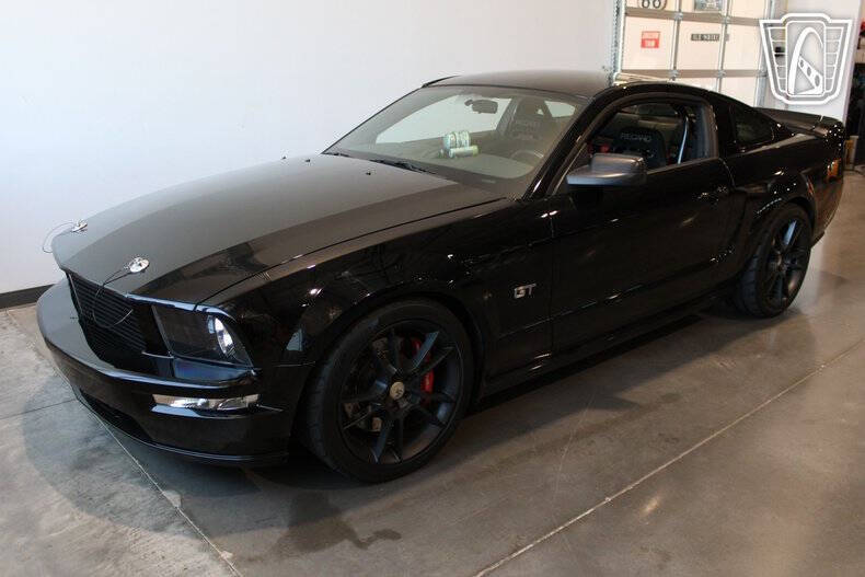 2005 Ford Mustang