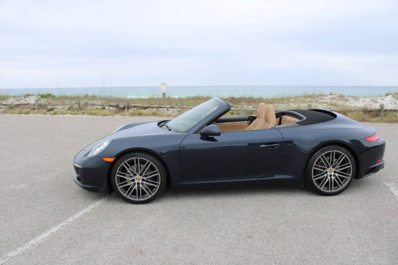 2018 Porsche 911 Carrera