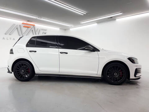 2019 Volkswagen Golf GTI SE