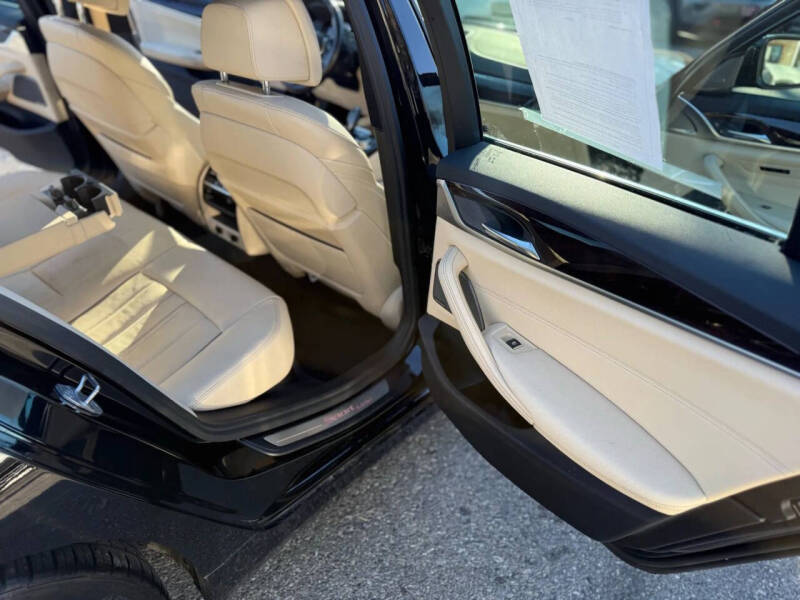 2017 BMW 5 Series 530i