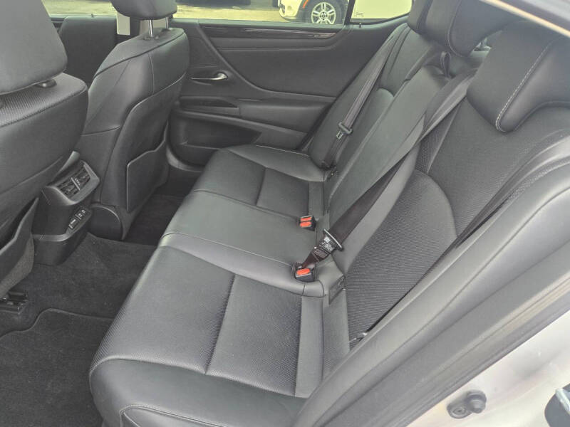 2019 Lexus ES 350 Luxury