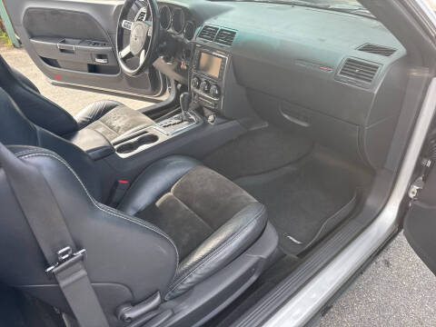 2009 Dodge Challenger SRT8