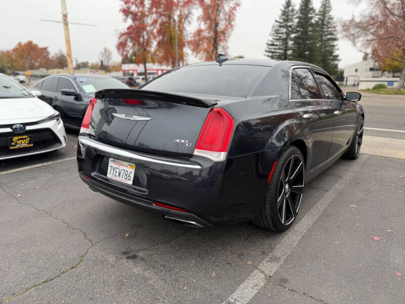 2016 Chrysler 300 C
