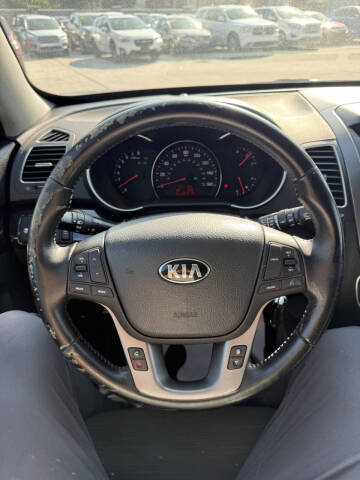 2015 Kia Sorento LX