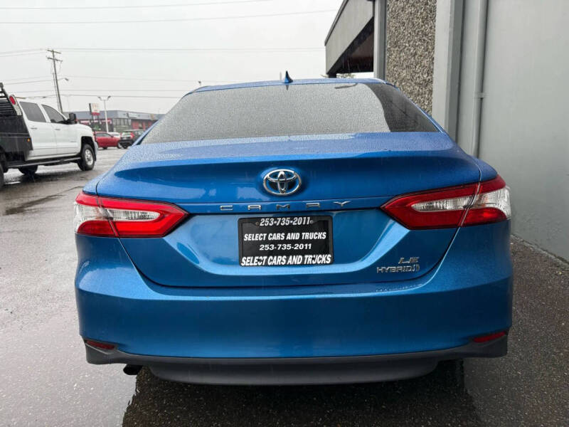 2019 Toyota Camry Hybrid LE