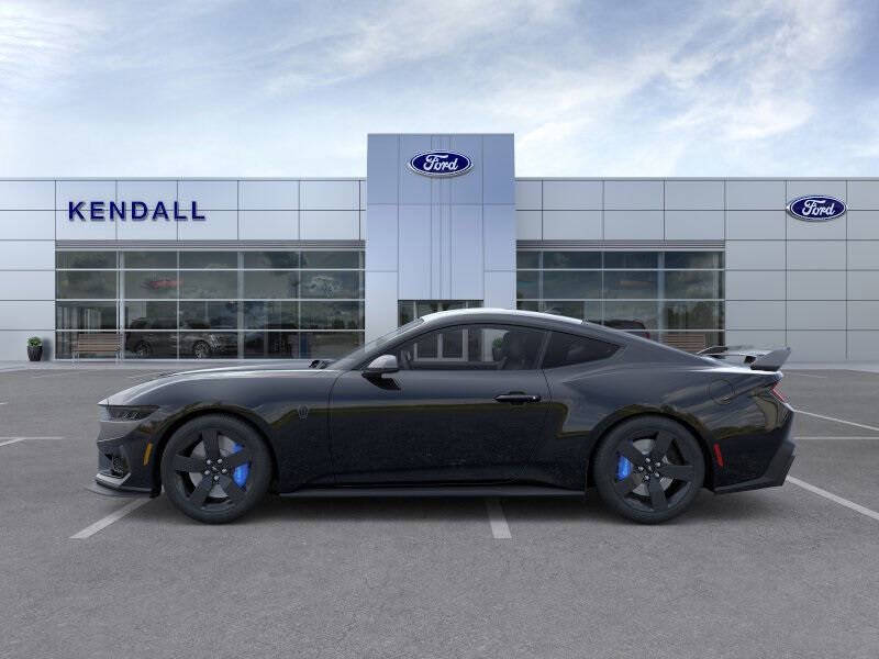 2025 Ford Mustang Dark Horse