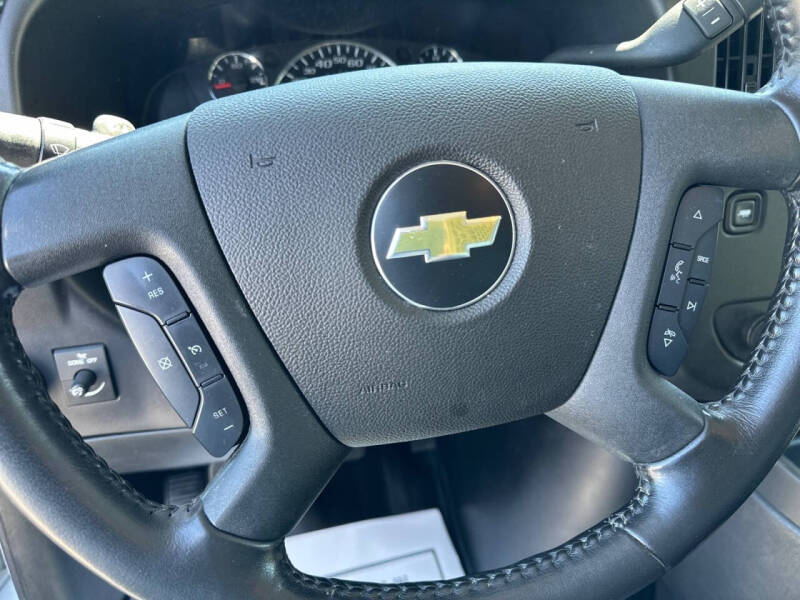 2021 Chevrolet Express 2500