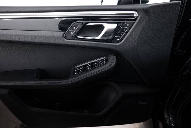 2021 Porsche Macan S