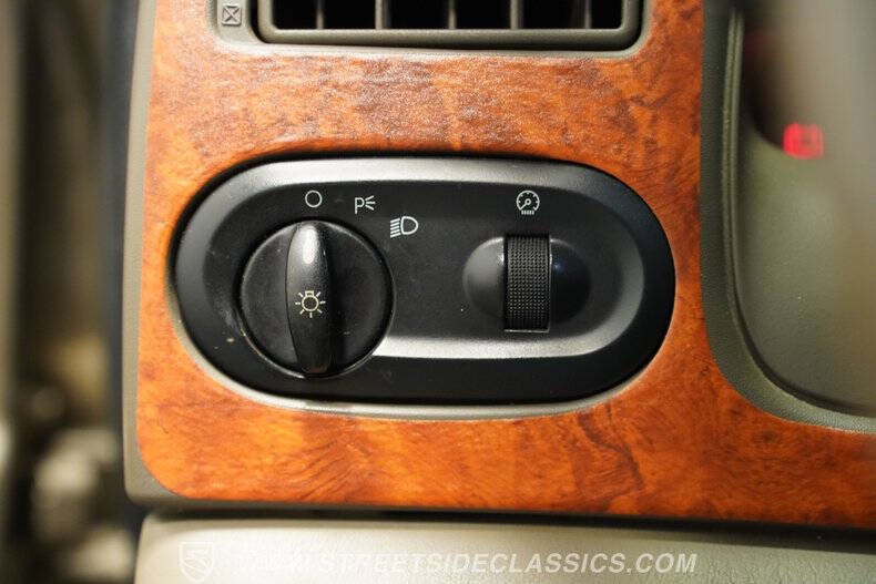 2000 Ford Excursion XLT