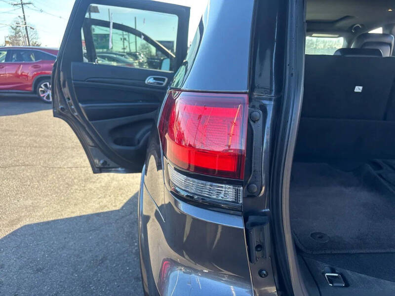 2019 Jeep Grand Cherokee Altitude