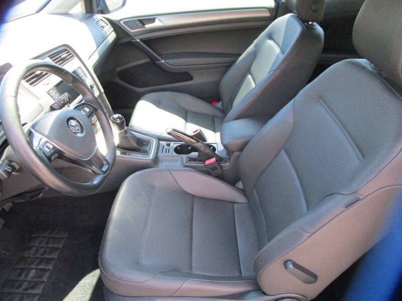 2015 Volkswagen Golf TSI S