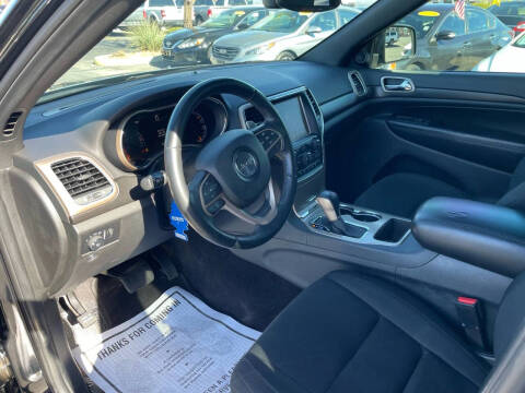 2017 Jeep Grand Cherokee