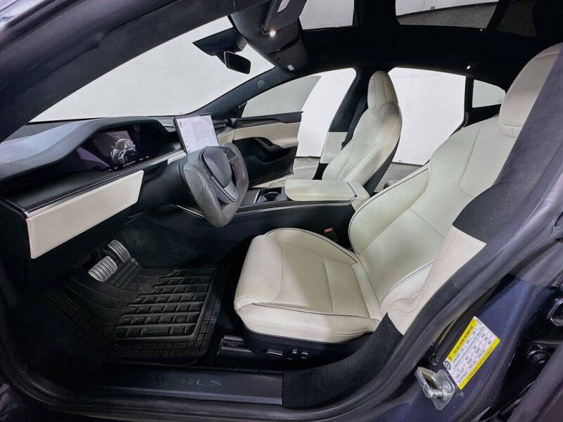 2023 Tesla Model S Plaid