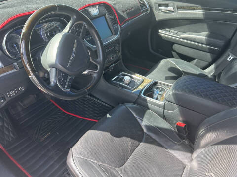 2016 Chrysler 300 C