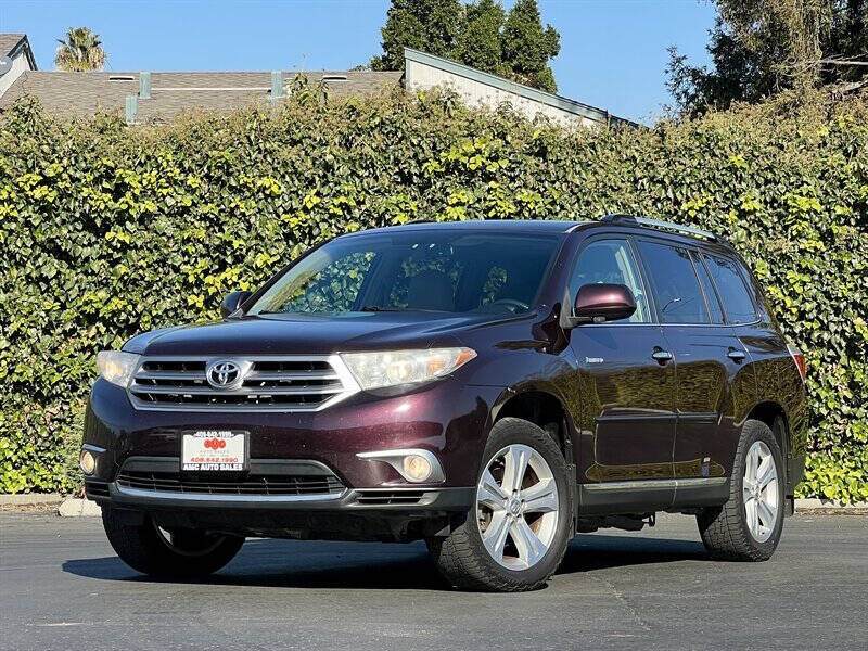 2013 Toyota Highlander for sale at AMC Auto Sales Inc in San Jose CA