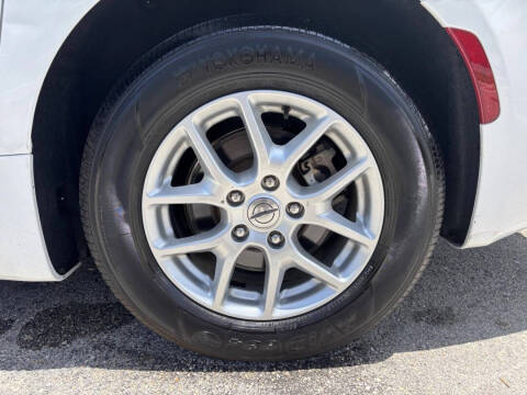 2021 Chrysler Voyager LX