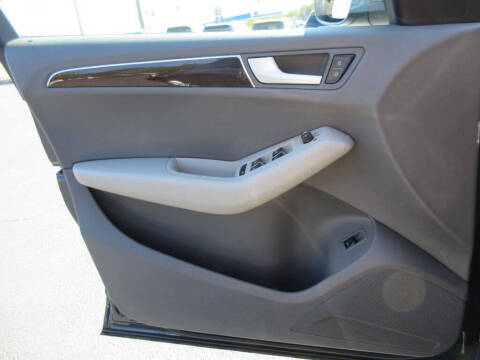 2011 Audi Q5 2.0T quattro Premium