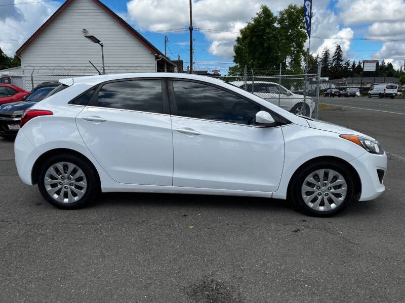 2017 Hyundai Elantra GT