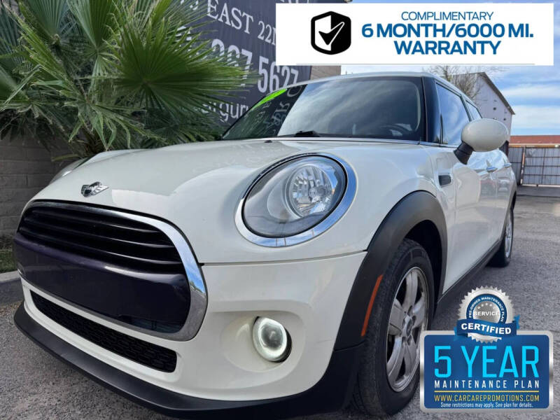 2017 MINI Hardtop 4 Door Cooper