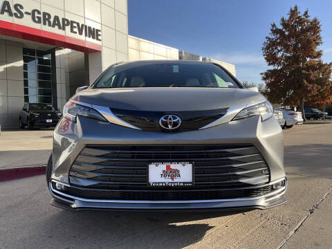 2026 Toyota Sienna Limited 7-Passenger