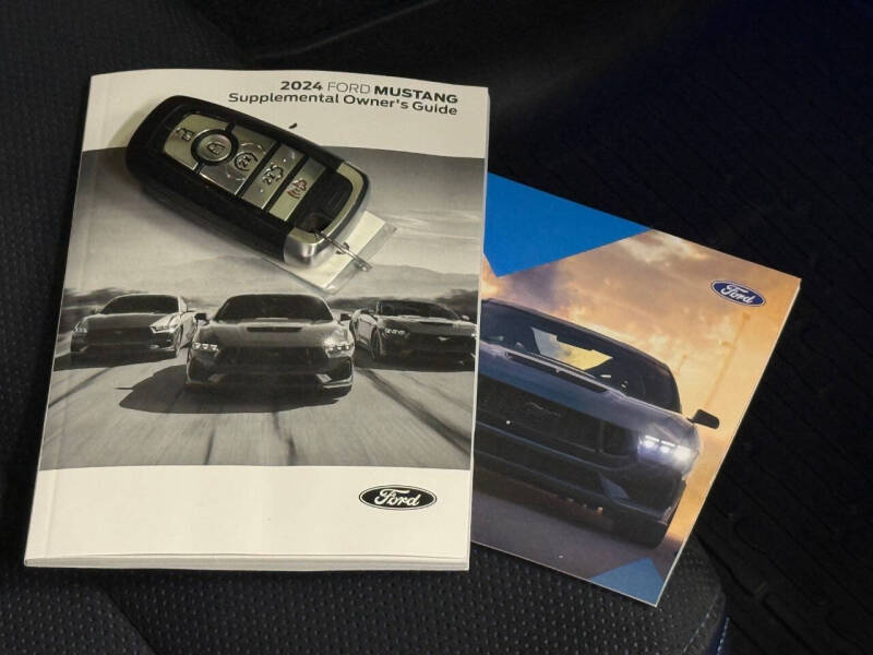 2024 Ford Mustang Dark Horse