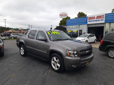 2007 Chevrolet Avalanche for sale at Brian Jones Motorsports Inc in Danville VA