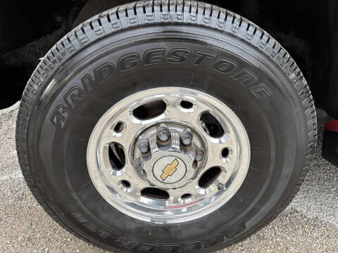 1999 Chevrolet Suburban C2500 LS