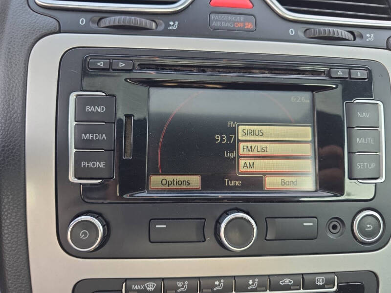 2012 Volkswagen Eos Lux SULEV