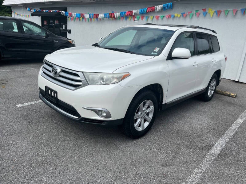 2011 Toyota Highlander SE