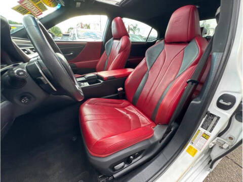2019 Lexus ES 350
