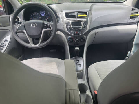 2016 Hyundai Accent SE