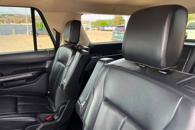 2022 Ford Expedition MAX XLT