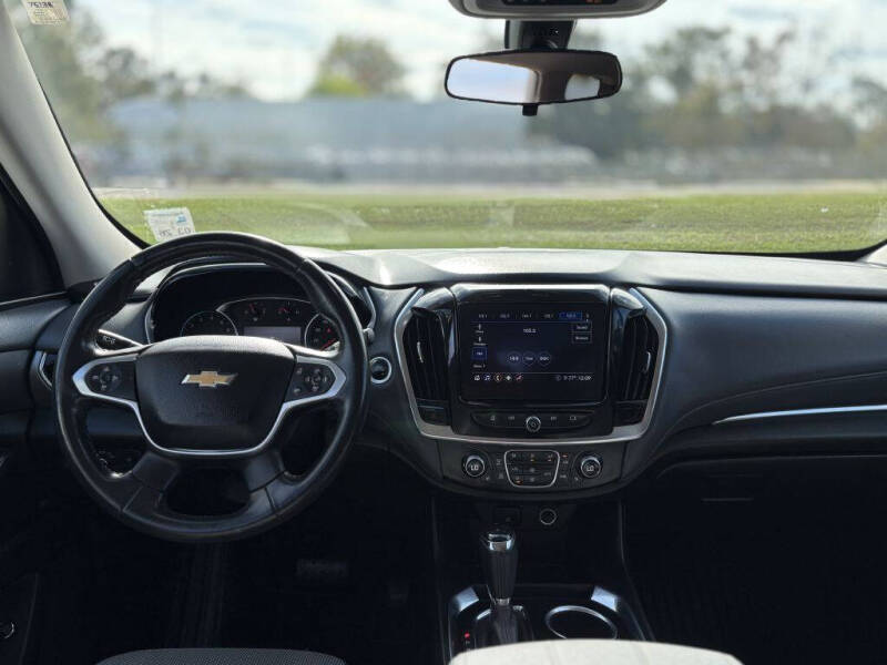 2020 Chevrolet Traverse LT Cloth