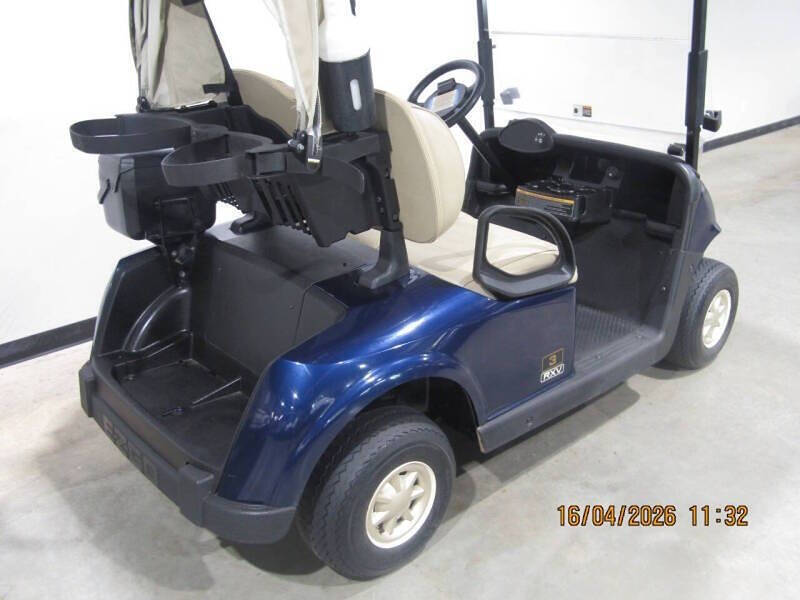 2020 E-Z-GO RXV