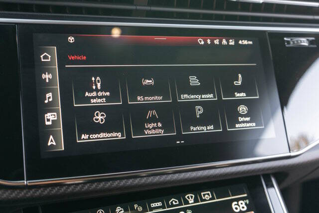 2023 Audi RS Q8 10