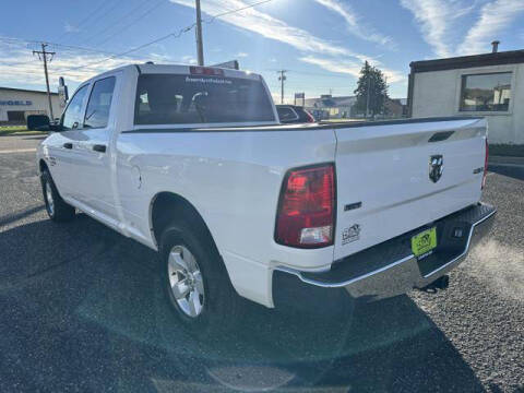 2022 RAM 1500 Classic SLT