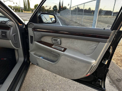 2000 Audi A8 quattro