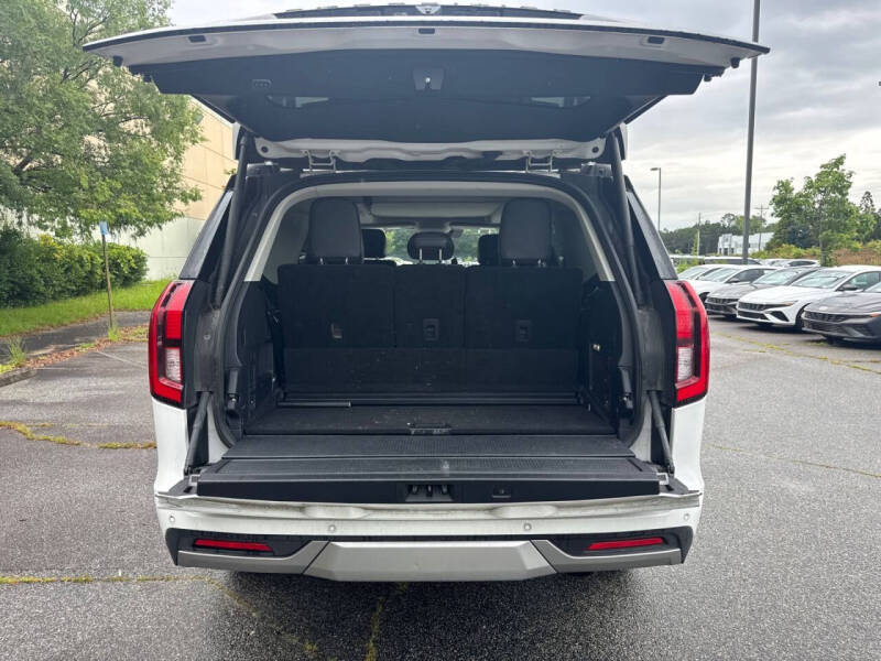 2025 Ford Expedition Platinum