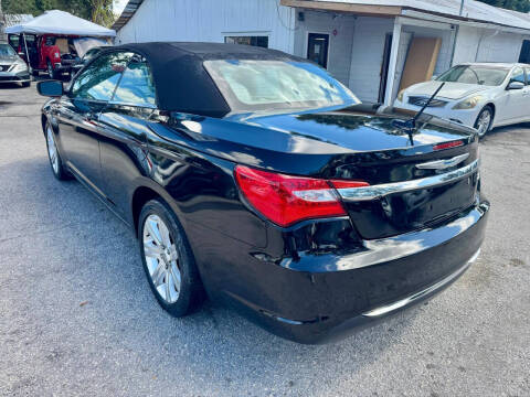 2012 Chrysler 200 Touring