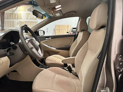 2014 Hyundai Accent GLS