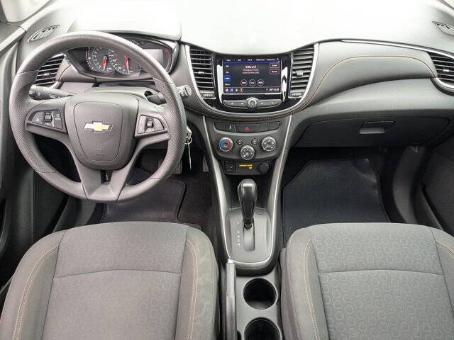 2022 Chevrolet Trax LS