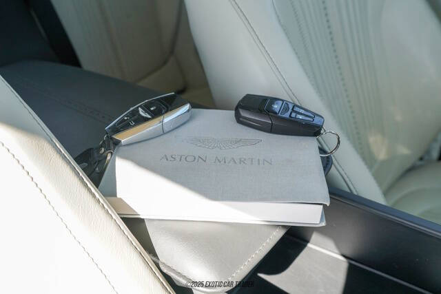 2020 Aston Martin DB11 Volante