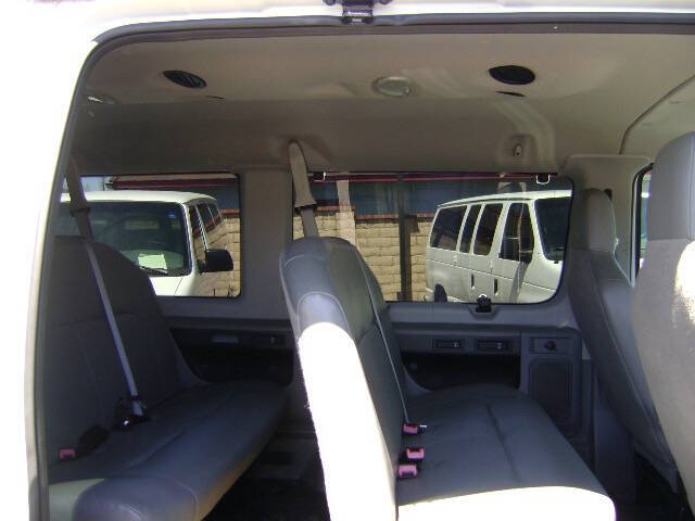 2011 Ford E-Series E-350 SD XL