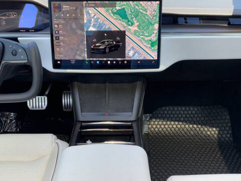 2021 Tesla Model S Plaid