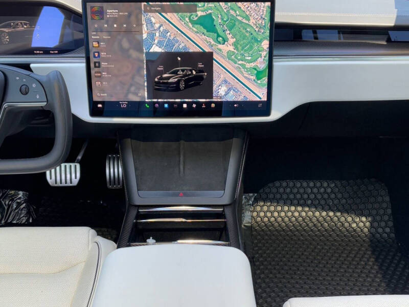 2021 Tesla Model S Plaid
