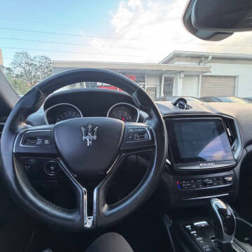 2017 Maserati Ghibli