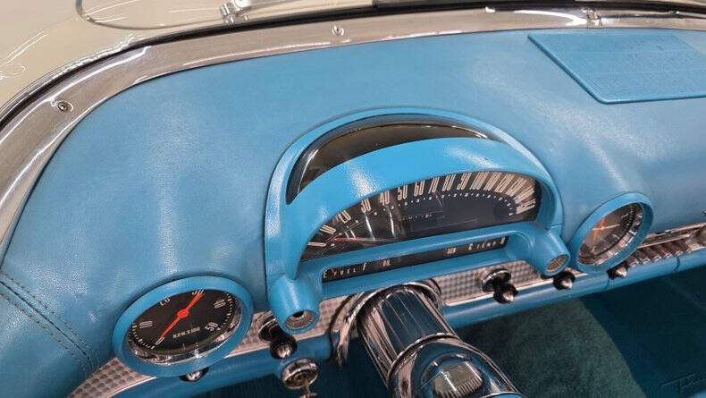 1956 Ford Thunderbird